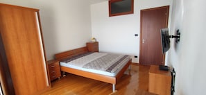 1 quarto, ferros/tábuas de passar roupa, Wi-Fi