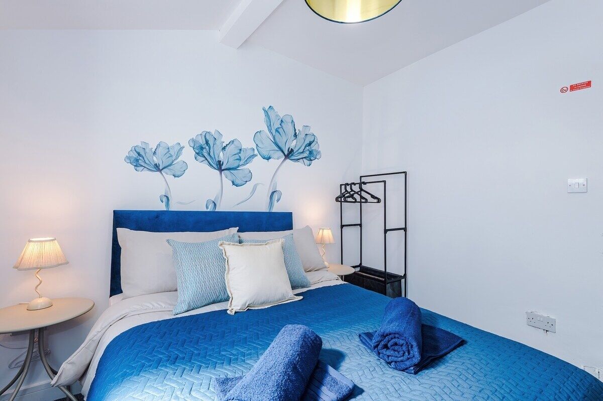 4 chambres, fer et planche à repasser, accès à Internet, literie fournie