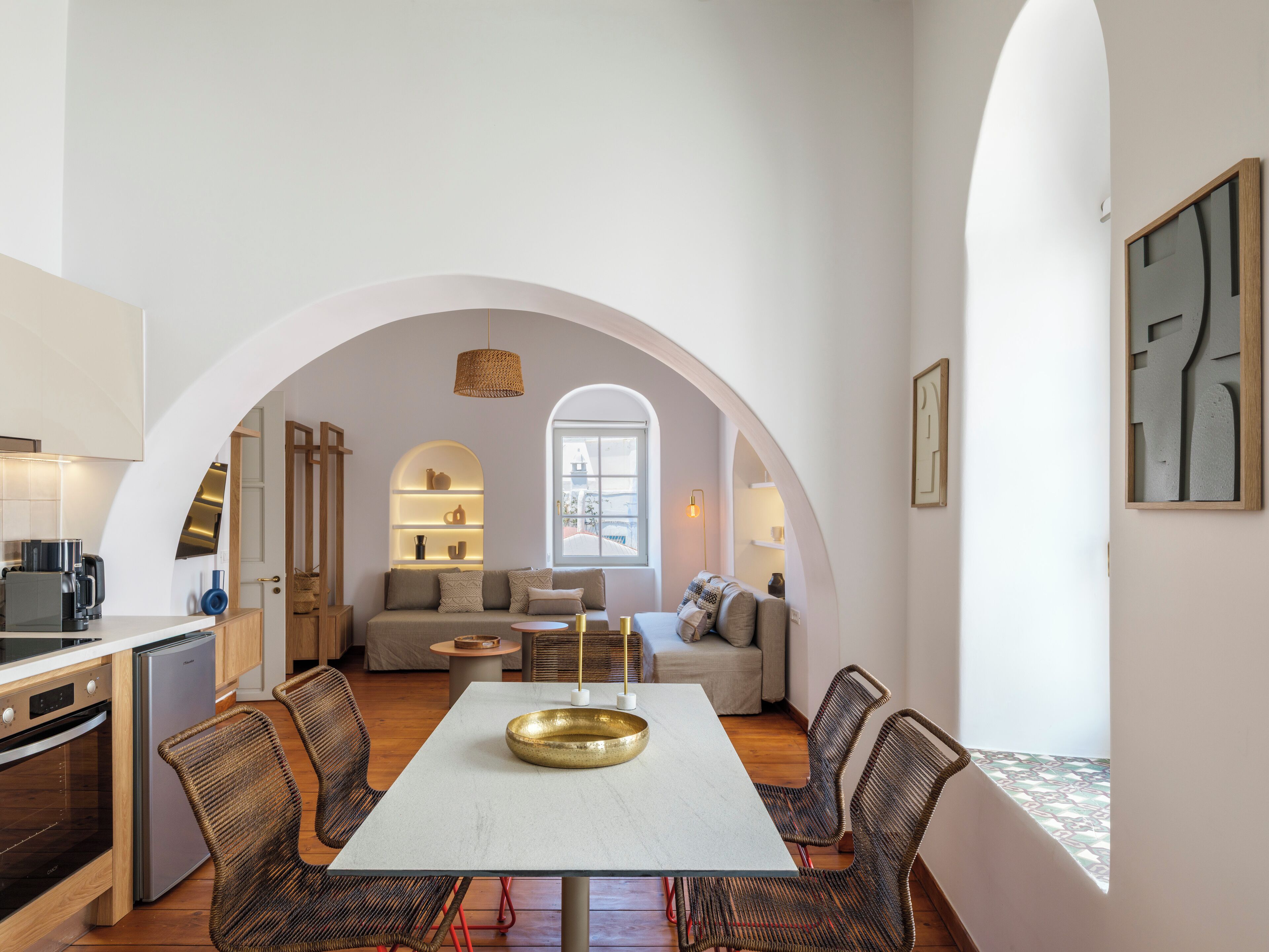 43-inch Smart TV with cable channels, Netflix, streaming services