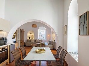 43-inch Smart TV with cable channels, Netflix, streaming services - Mr & Mrs Mykonos The Residence (Mykonos)