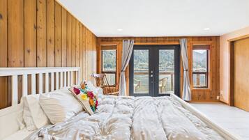 1 habitación, tabla de planchar con plancha, wifi gratis y ropa de cama