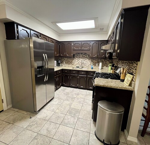 Spacious 3BR/2BA Home – Near Airport & La Plaza Mall, Perfect for Families!