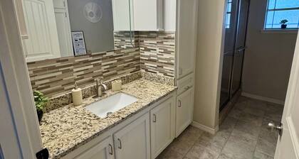 Spacious 3BR/2BA Home – Near Airport & La Plaza Mall, Perfect for Families!