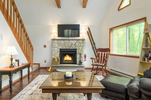 The Bear's House, Pet Friendly, Level 2 EV Charger