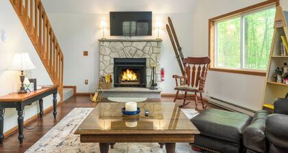 The Bear's House, Pet Friendly, Level 2 EV Charger