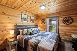 3 quartos, ferros/tábuas de passar roupa, berço de viagem