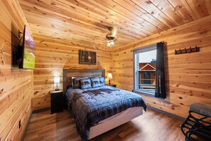 3 Schlafzimmer, Bügeleisen/Bügelbrett, Reisekinderbett, kostenloses WLAN