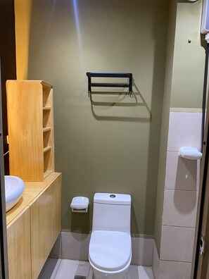 Handtücher, Seife, Toilettenpapier