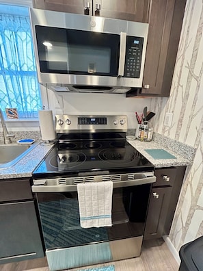 Microwave, oven, stovetop, dishwasher