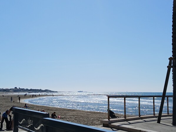 En la playa
