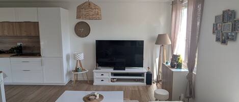 TV