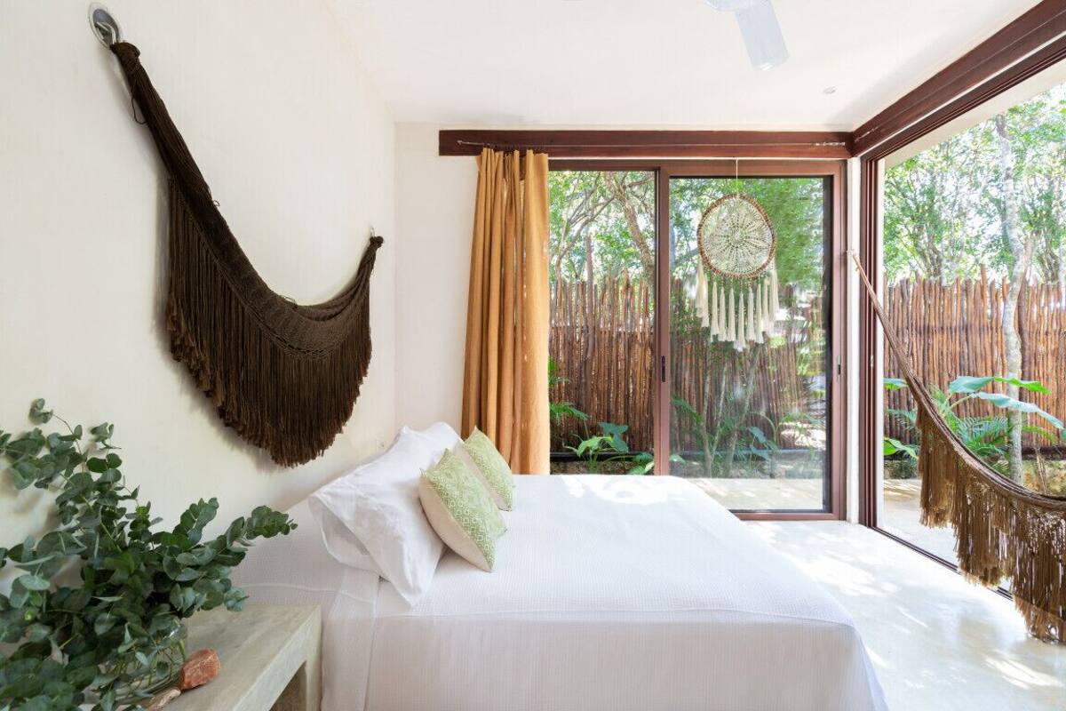 Executive Bungalow | In-room safe, individually decorated, individually furnished