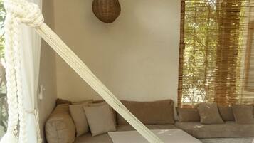 Presidential Bungalow | Living area