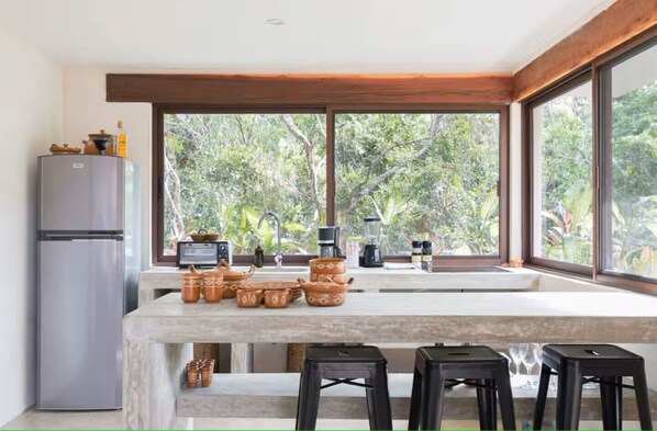 Presidential Bungalow | Private kitchen | Stovetop, coffee/tea maker, cookware/dishes/utensils, spices