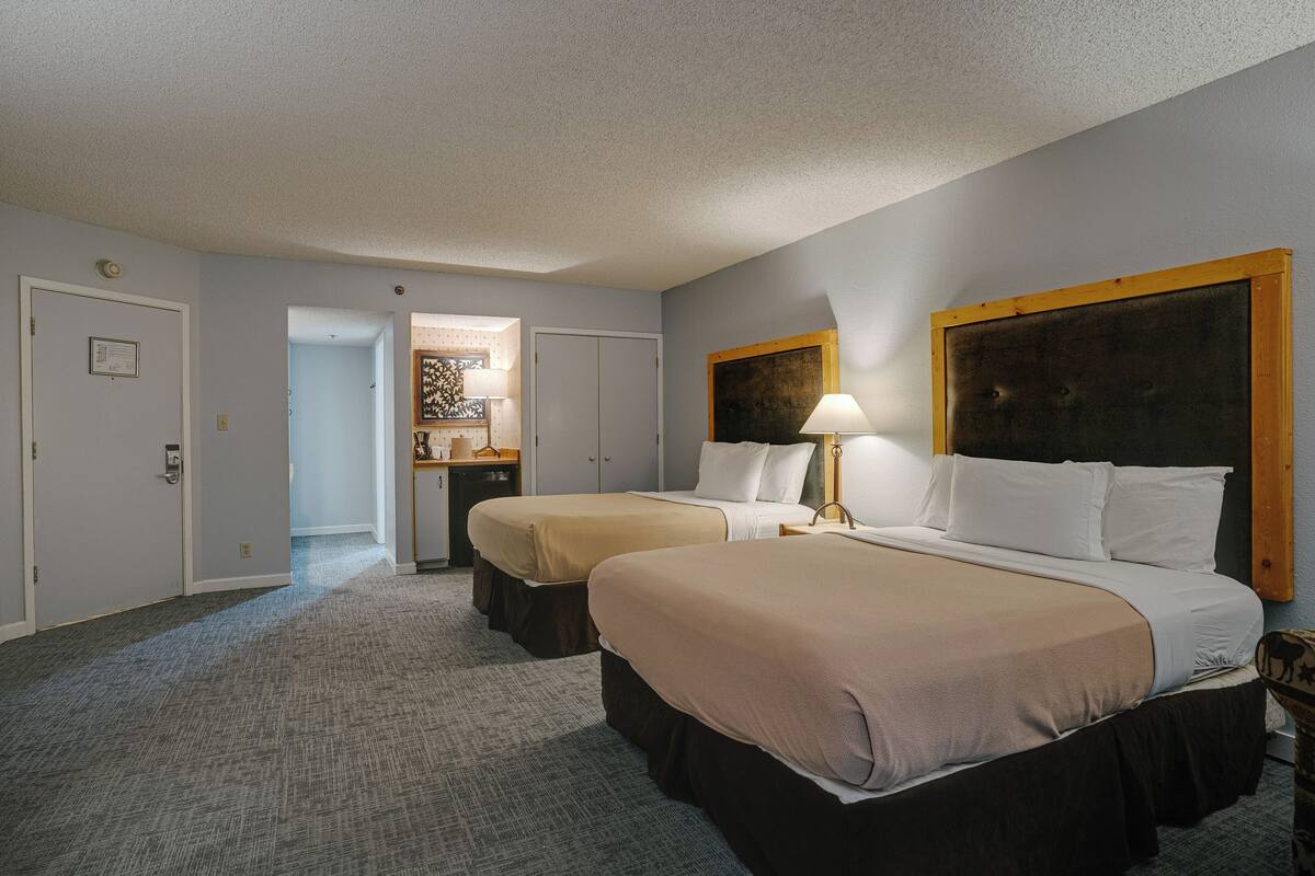 Standard Room | Free WiFi, bed sheets