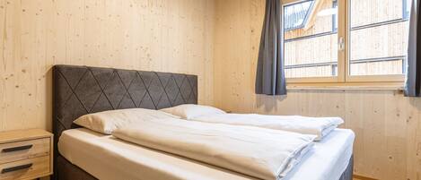 Apartment | 2 bedrooms, bed sheets