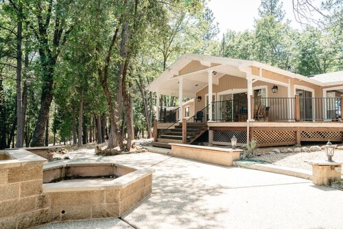 Grass Valley Oasis | Spacious Family Retreat Near Rollins Lake
