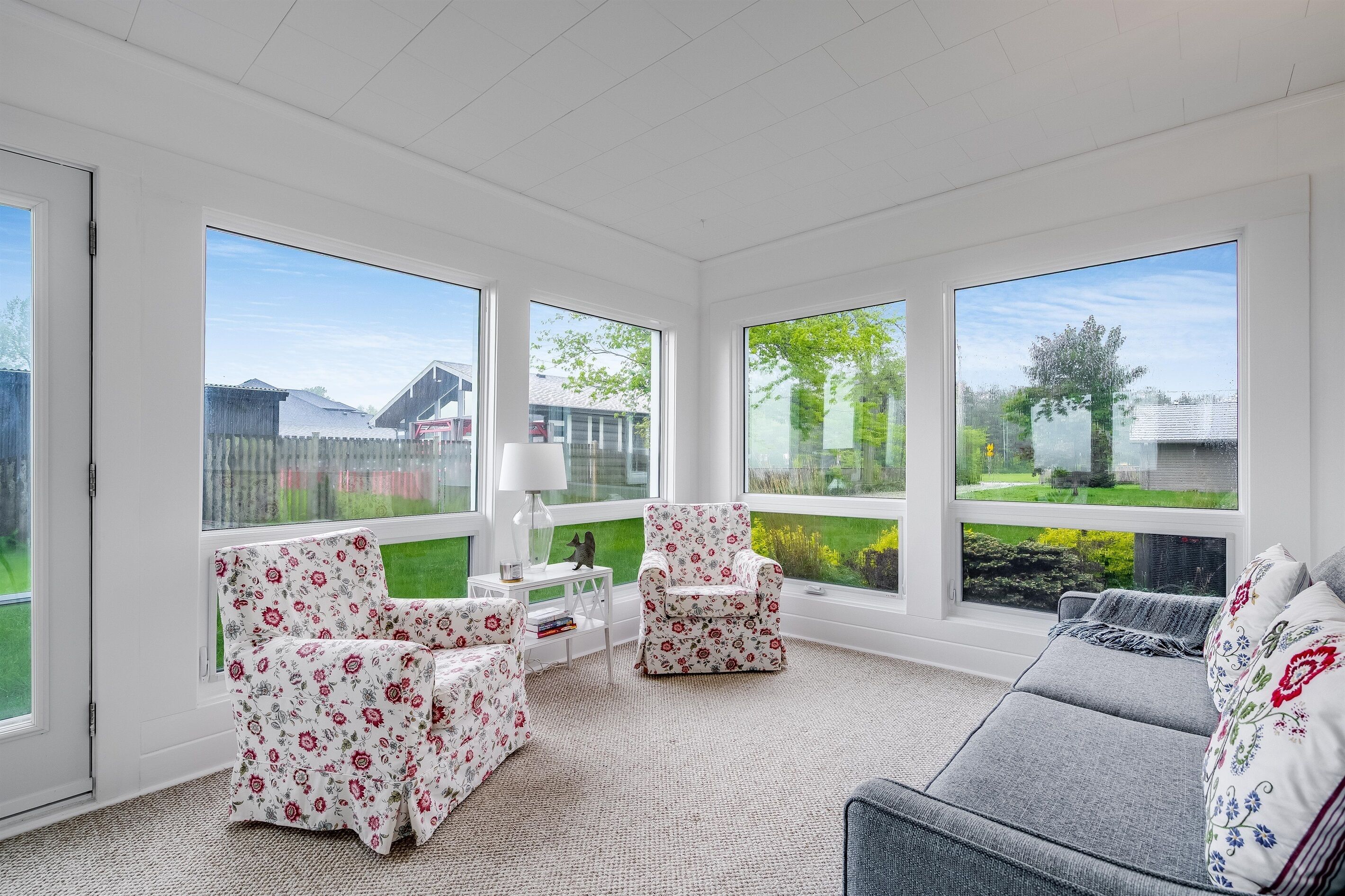 Smart-tv en een open haard