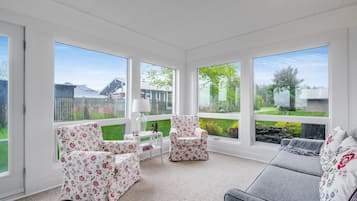 Smart-tv en een open haard