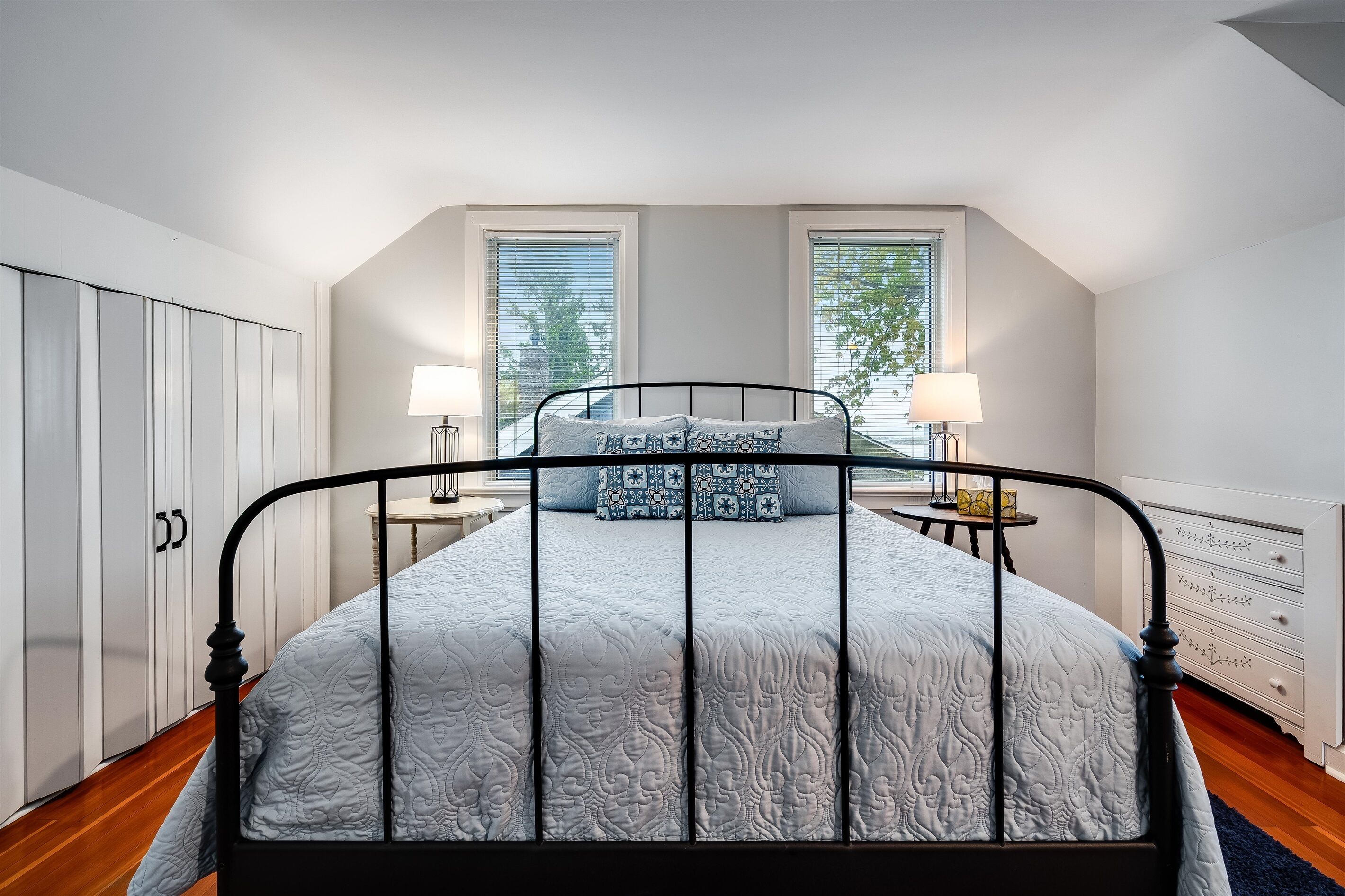 3 chambres, bureau, fer et planche à repasser, Wi-Fi gratuit