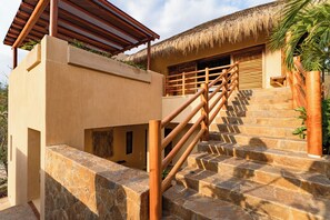 Exterior - Beachside Serenity & Architectural Elegance (Huatulco)