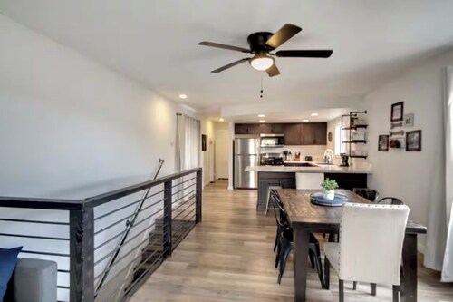 Entire Home • Game Room • Spacious Kitchen • Fire Pit • Fast WiFi • BBQ