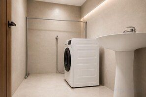 Ảnh chưa phân loại, 5 trong số 24 ảnh, nút