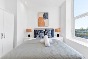 1 chambre, fer et planche à repasser, Wi-Fi gratuit, draps fournis