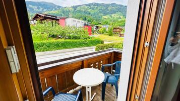 House | Balcony