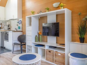 Apartment | Living room - Cosy Flat With Mansard Room (Koksijde)