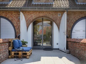 Apartment | Exterior - Cosy Flat With Mansard Room (Koksijde)