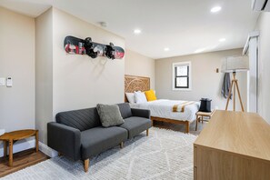 3 Schlafzimmer, Bügeleisen/Bügelbrett, WLAN, Bettwäsche