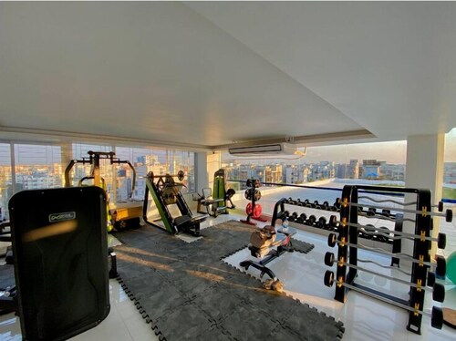 600sqft 2 Luxury Studio with Gym & Pool