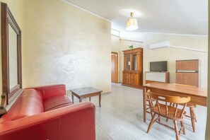 Living area - 400 meters from metro A (Roma)