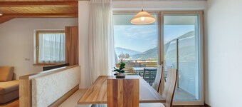 Apartment 'Sonnenblume' with Mountain View, Shared Garden and Wi-Fi
