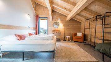 4 soverom, wi-fi (inkludert) og sengetøy