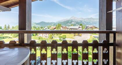 Studio Apartment '18 - Le Chamois' with Mountain View, Balcony and Wi-Fi