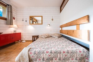 Bügeleisen/Bügelbrett, kostenloses WLAN