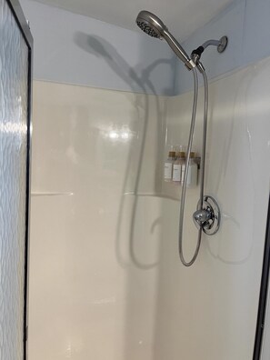 Hair dryer, towels - Studio On Lake Superior near Whitefish Point and Tahquamenon Falls (Paradise)