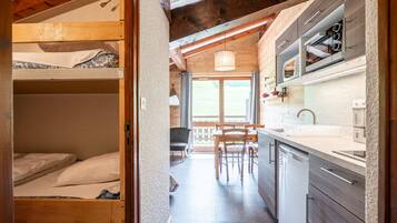 Bügeleisen/Bügelbrett, kostenloses WLAN