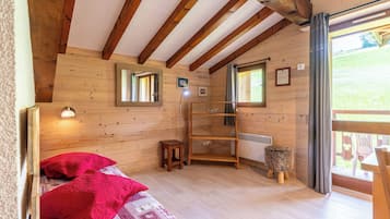 Ferros/tábuas de passar roupa, Wi-Fi de cortesia, roupa de cama