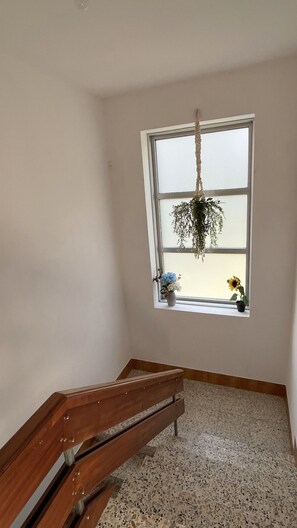 Interior - Holiday Home 'As Neveiras' with Mountain Views, Private Garden & Wi-Fi (FIXO -FORCAREY-)