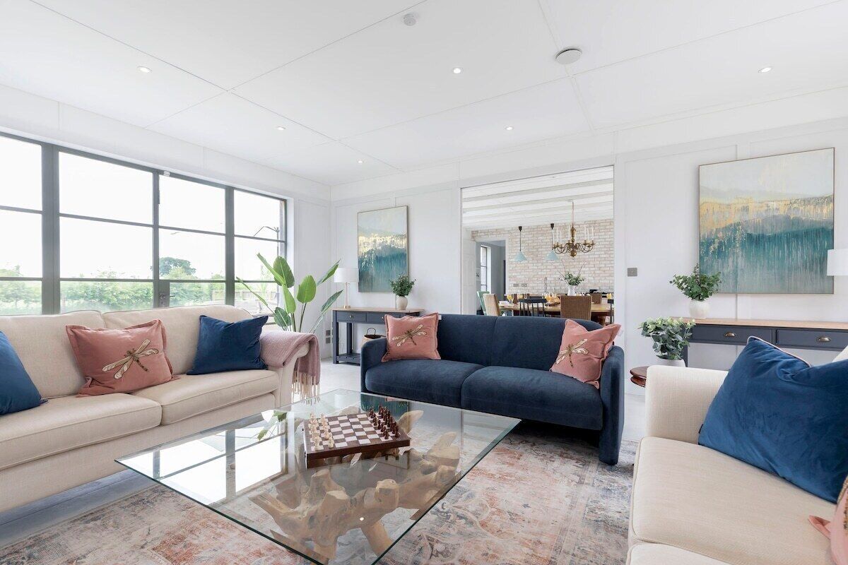 The Old Dairy: A Stunning Detached Rural Retreat - テットベリ