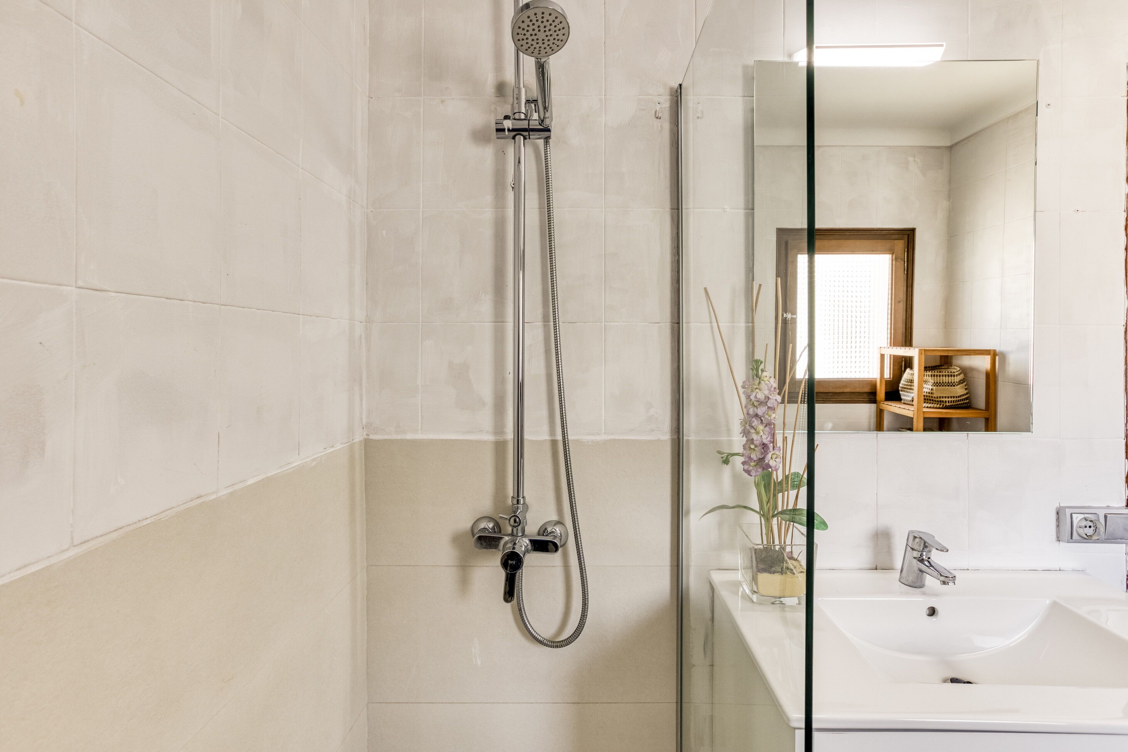 Douche, serviettes fournies