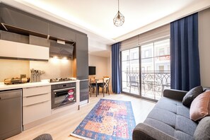 TV - Cozy retreat in central Fethiye near marina (Fethiye)