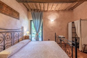 1 多间卧室、免费 WiFi、床单