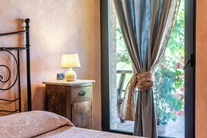 1 camera, Wi-Fi gratuito, lenzuola