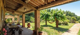 Room 'Marroneto - Camera 2' with Mountain View, Shared Pool and Wi-Fi