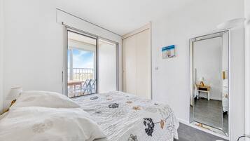 1 bedroom, iron/ironing board