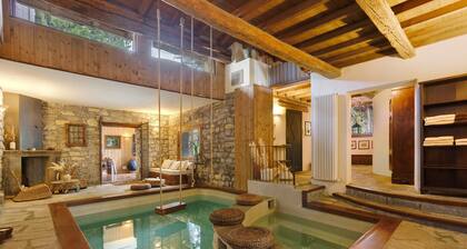 CĂ Bossi Retreat above Lake Como